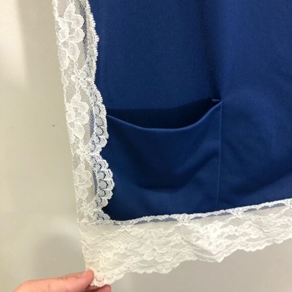 Vintage Shadowline Lace Trim Top‎ Size Medium - Picture 2 of 6